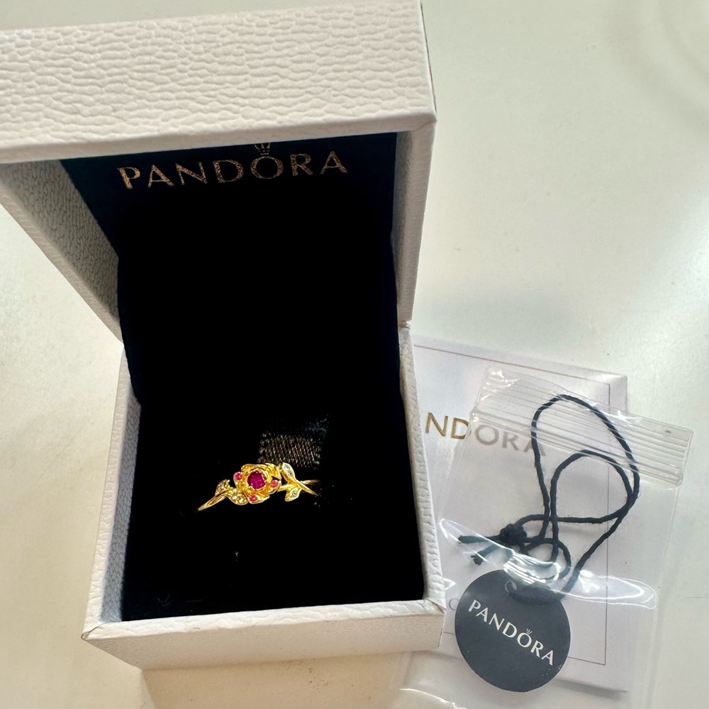 Pandora Disney Belle ring